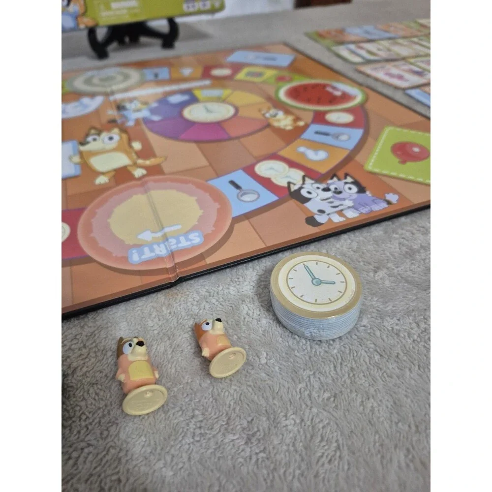 Bluey Scavenger Hunt Board Game Moose Toys Figures Cards Family Kids INCOMPLETE